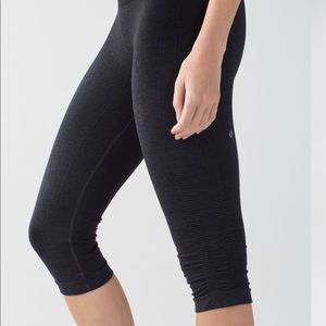 Lululemon In The Flow Crop II grey legging pants